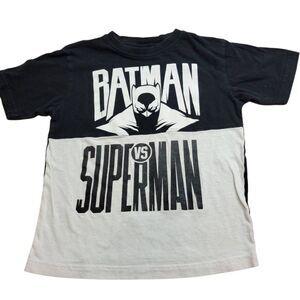 Superman vs Batman shirt S